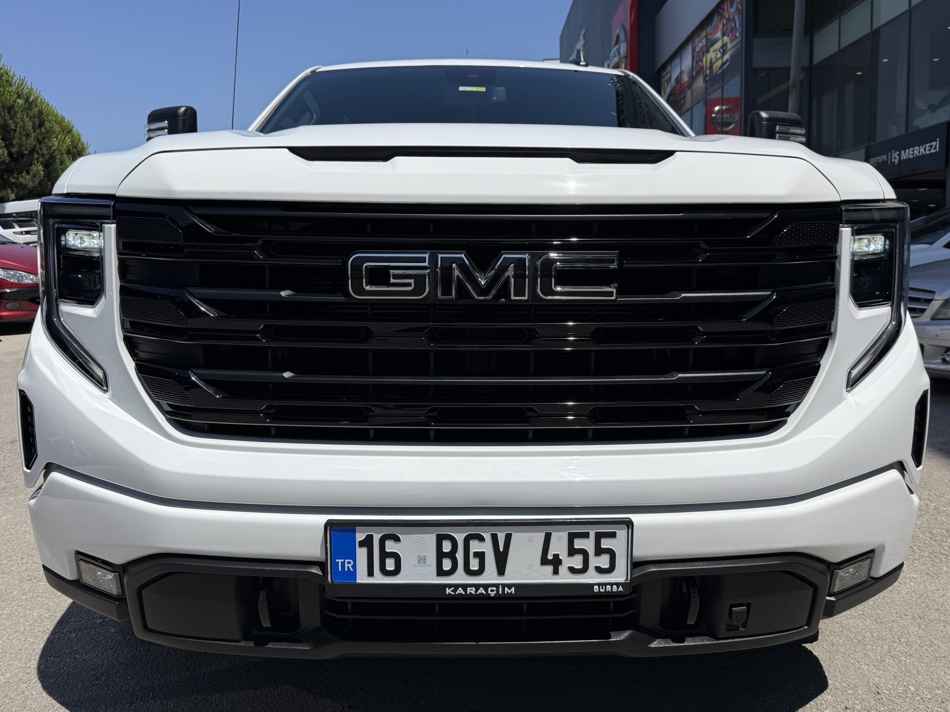 Fırat Karaçim'den GMC Sierra Elevation 3.0 Dizel 2022 Model